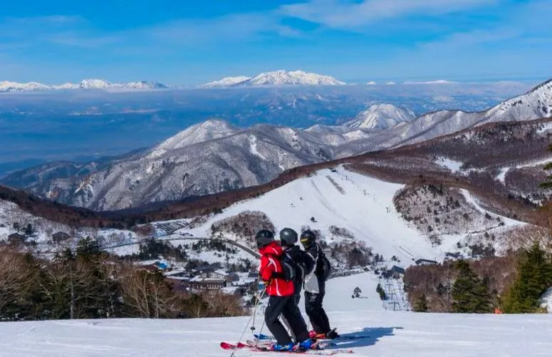 Nomugi Toge Ski Resort destination