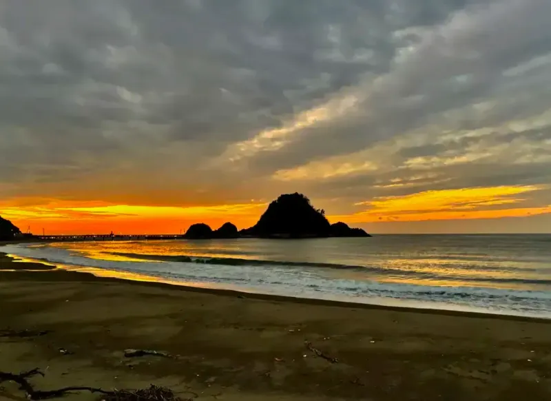 Yura Beach destination